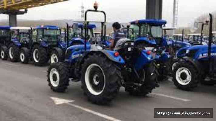 TürkTraktör yerli üretim “Faz V“ emisyon motora sahip yeni traktörünün ihracatına başladı