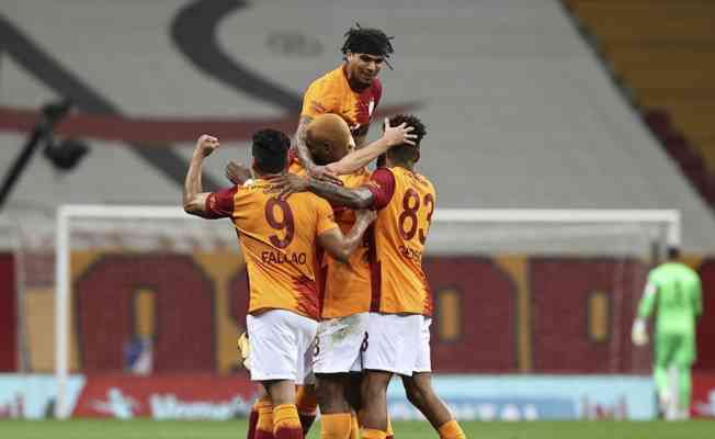 Galatasaray, sahasına şampiyonluk hedefiyle çıkıyor