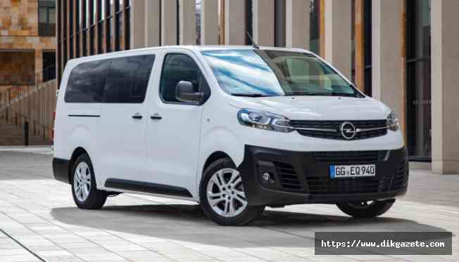 Yeni Opel Vivaro-e'nin IVOTY Ödülü, Opel CEO'su Lohscheller'e verildi