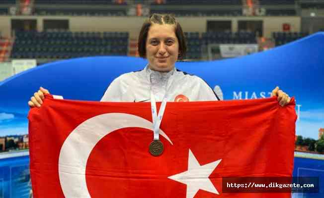 Özel sporcu Fatma Damla Altın, Tokyo Paralimpik Oyunları'na kota aldı