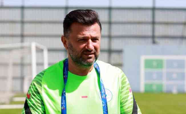 Çaykur Rizespor Teknik Direktörü Bülent Uygun: Transferde acele etmiyoruz