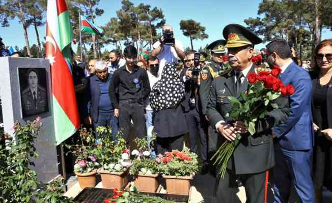 Azerbaycan'da 2. Karabağ Savaşı'nın 1. yılında şehitler anıldı