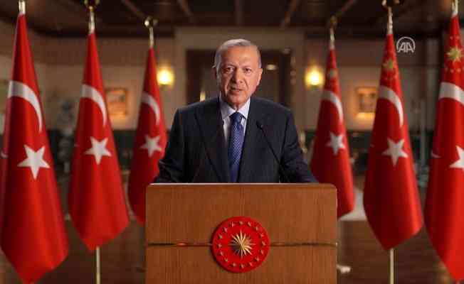 Cumhurbaşkanı Erdoğan: Evlatlarımıza daha adil, daha yaşanabilir bir dünya bırakmak hepimizin ortak görevidir
