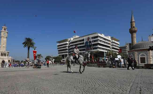 İzmir'in düşman işgalinden kurtuluşunun 99. yılı kutlanıyor