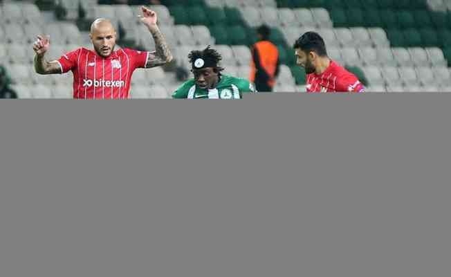 Antalyaspor 3 puanı 90+5'te aldı