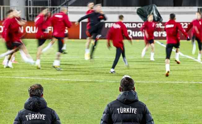 Futbolda milli mesai başlıyor