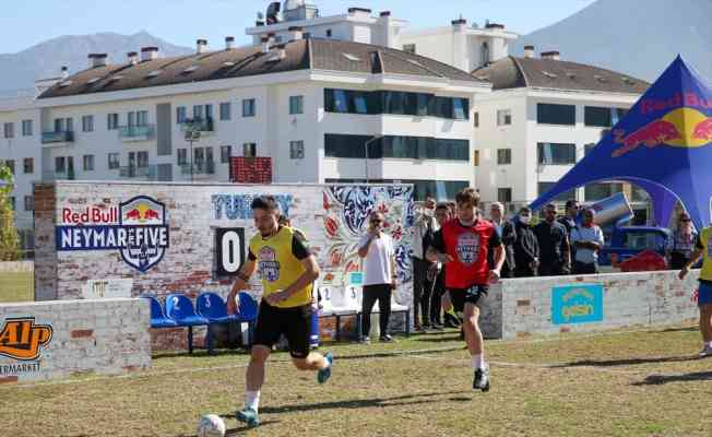 Red Bull Neymar Jr's Five Denizli elemeleri yapıldı