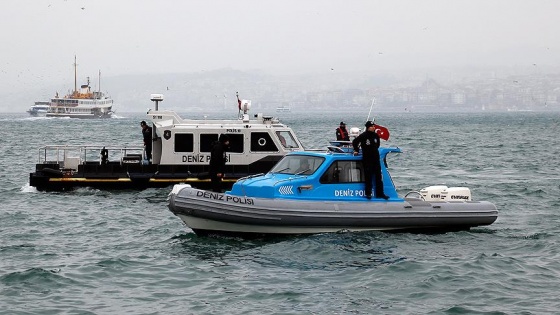 40 günlük bebeğini denize attığını iddia etti