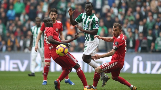 5 gollü maçın kazananı Bursaspor