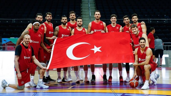 A Milli Basketbol Takımı parkeye çıkıyor