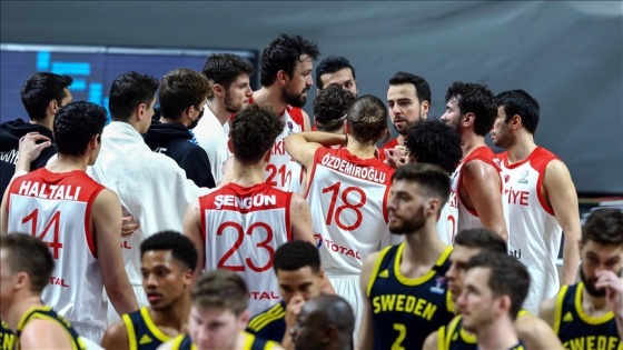 A Milli Erkek Basketbol Takımı, dünya sıralamasında 15. sıradaki yerini korudu