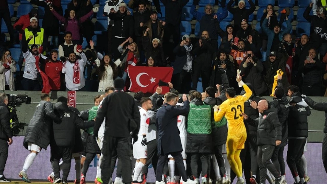 A Milli Futbol Takımı, Montella ile ilkleri başarmaya devam ediyor