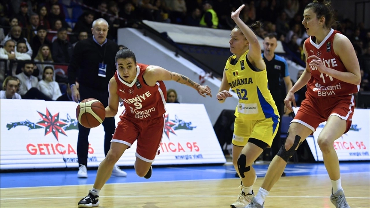 A Milli Kadın Basketbol Takımı, Romanya'yı deplasmanda 99-61 yendi