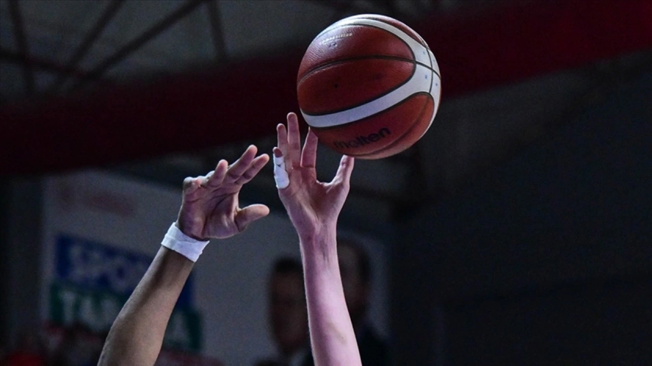 A Milli Kadın Basketbol Takımı, yarın İzlanda'yı konuk edecek