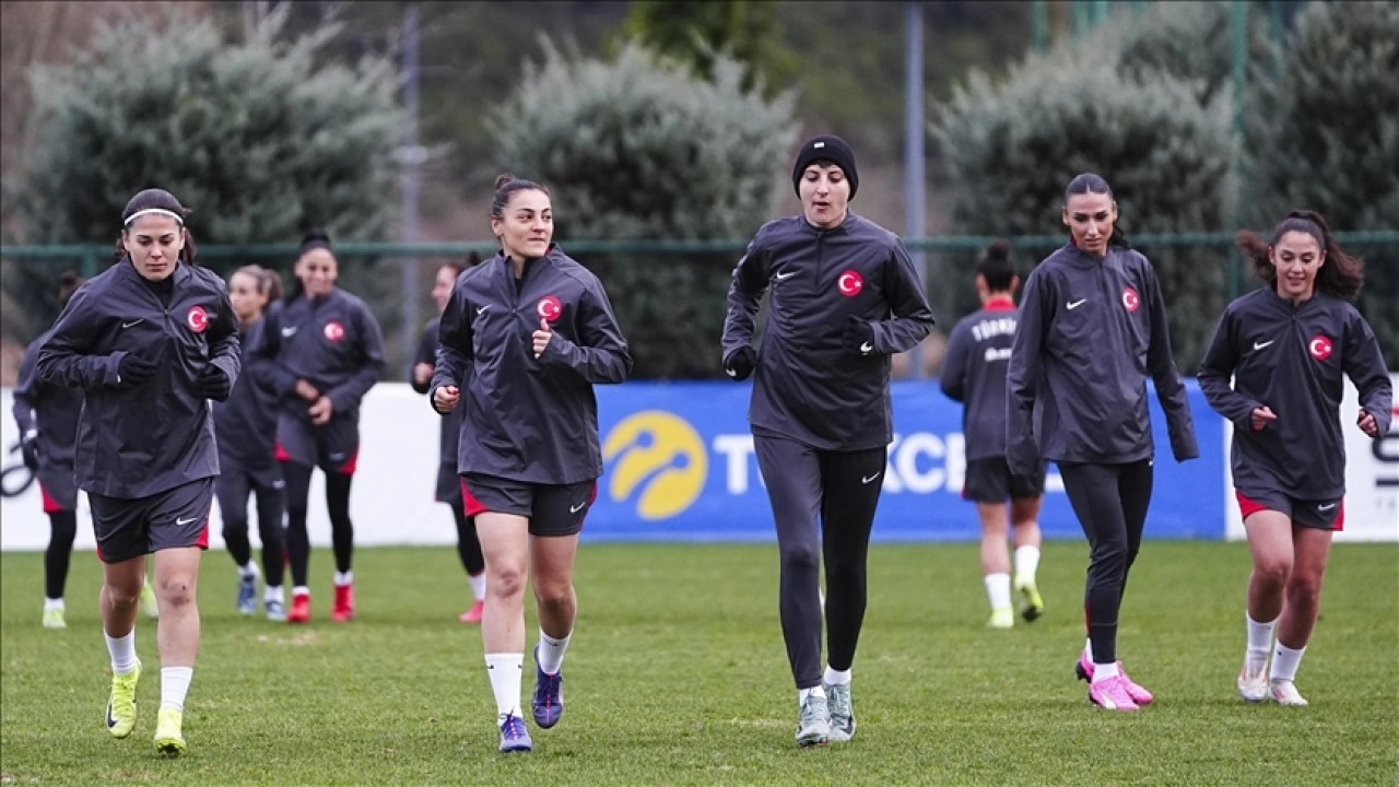 A Milli Kadın Futbol Takımı, İrlanda Cumhuriyeti maçına odaklandı