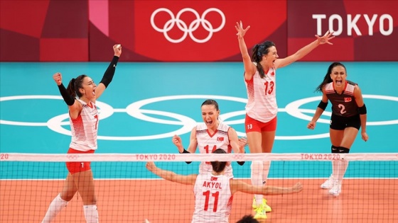 A Milli Kadın Voleybol Takımı olimpiyatlarda ilk kez çeyrek finale yükseldi