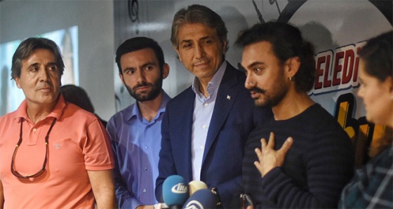 Aamir Khan, Sulukule Sanat Akademisi'ne hayran kaldı