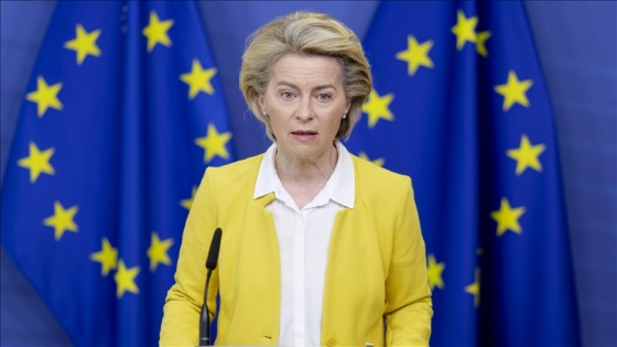 AB Komisyonu Başkanı von der Leyen aşı oldu