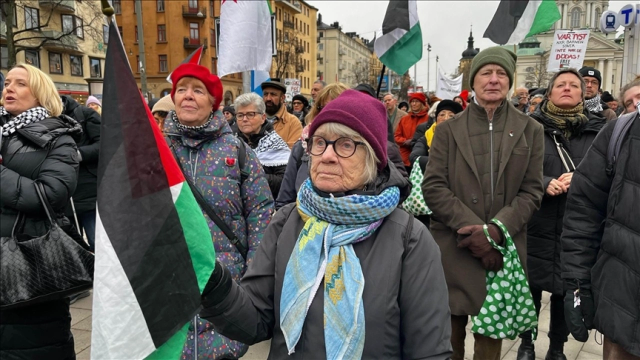 ABD Başkanı Trump'ın Gazze planı İsveç'te protesto edildi