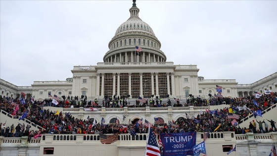 ABD'de Demokratlar Trump'ı 'ABD hükümetine karşı kasten şiddete teşvik' ile suçluyor