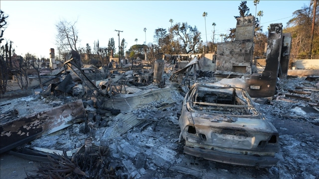 ABD'de Los Angeles yangınlarında ölenlerin sayısı 28'e çıktı