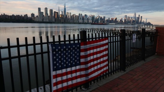 ABD'de salgından en fazla etkilenen New York'tan diğer eyaletlere Kovid-19 karantinası uygulanacak