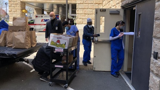 ABD&#039;de Türk hayırsever, Kovid-19 salgınında Osmanlı yardım geleneğini canlandırdı