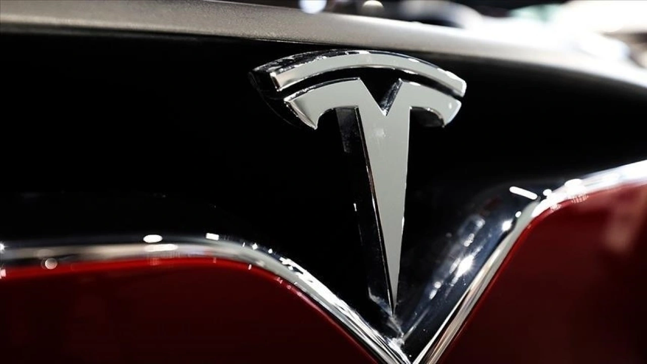 ABD'deki yaklaşık 2,6 milyon Tesla otomobili incelenecek