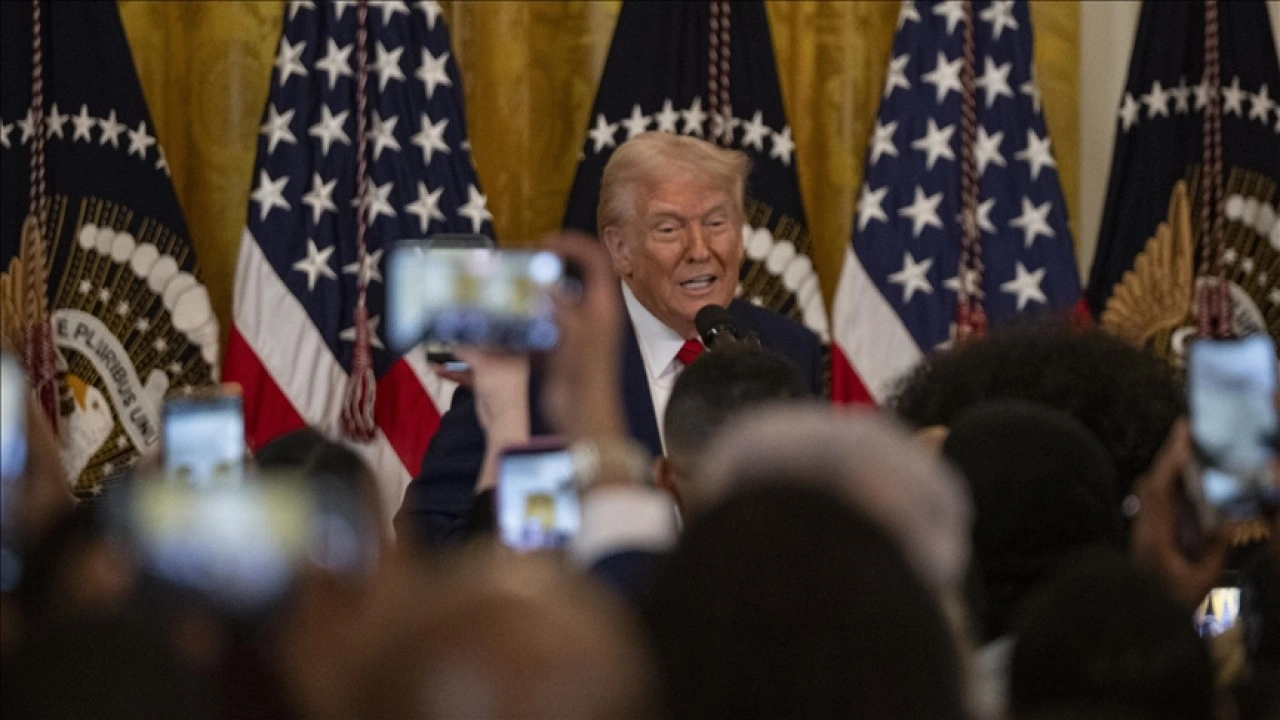 ABD ile hokey maçında Kanada Milli Marşı'nın sözleri değiştirilerek Trump protesto edildi