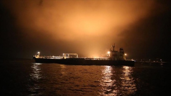 ABD İran petrolü taşıyan 4 tanker gemiye el koydu