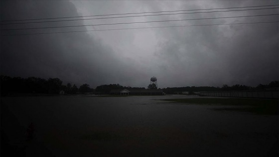 ABD'nin güney eyaletleri Sally Kasırgası'na hazırlanıyor