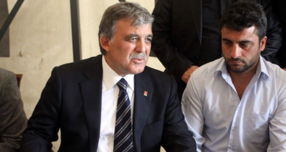 Abdullah Gül'den şehit ailesine ziyaret