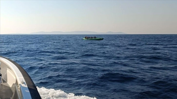 AB'nin yolsuzlukla mücadele ofisine göre Frontex, Yunanistan'ın geri itmelerini örtbas ett