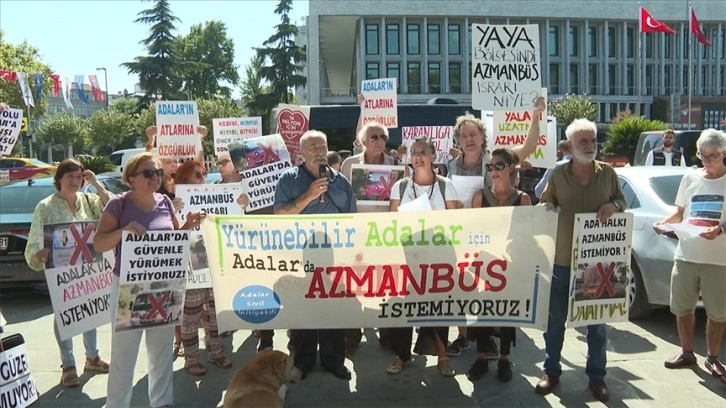 Ada sakinleri 'azmanbüs'lerin kaldırılması için dilekçe verdi