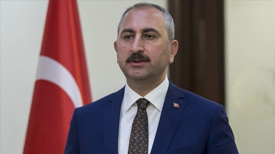 Adalet Bakanı Gül'den Kur'an-ı Kerim'e yönelik saldırılara tepki
