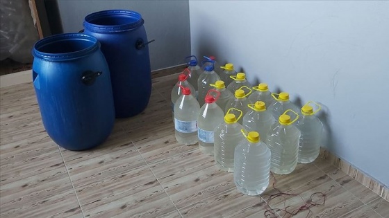 Adana'da 1585 litre sahte içki ele geçirildi