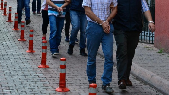 Adana ve Kahramanmaraş'ta FETÖ'den 19 tutuklama