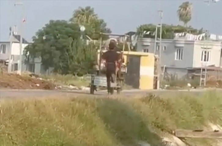Adana'da beline ip bağladığı oğlunu elektrikli bisikletin arkasında koşturan kişi yakalandı