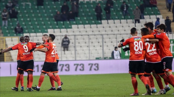 Adanaspor'da galibiyet tek golle geldi