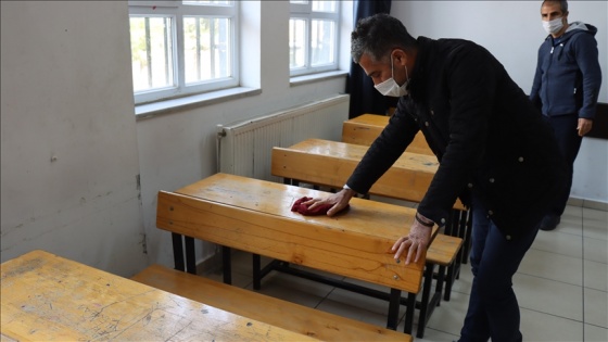 Adıyaman'da gönüllü öğretmenler köy okullarını yüz yüze eğitime hazırladı