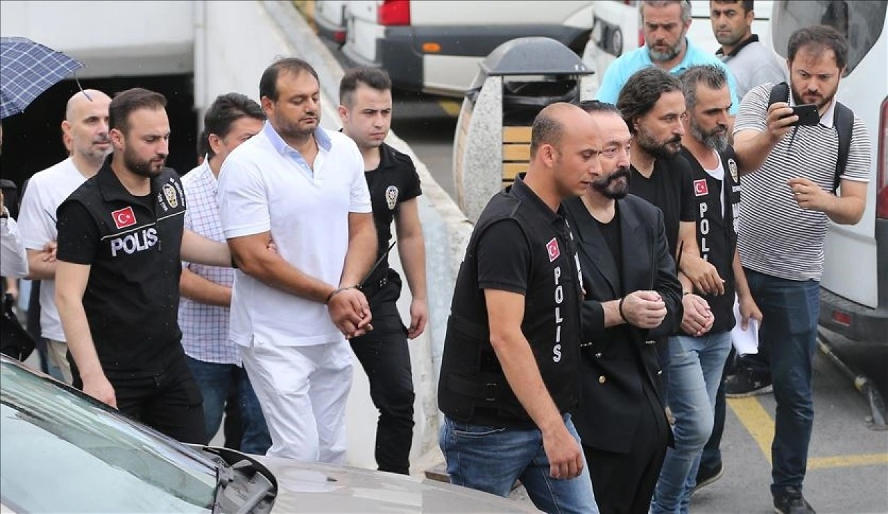 Adnan Oktar suç örgütünün 