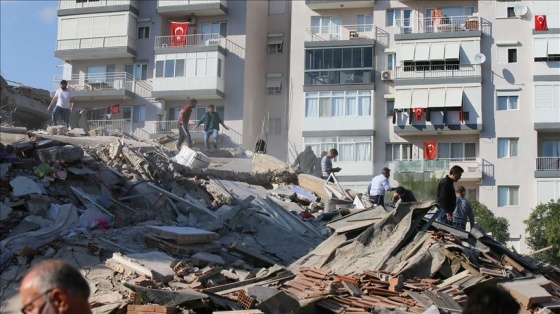 AFAD'dan İzmir'deki deprem sonrası 