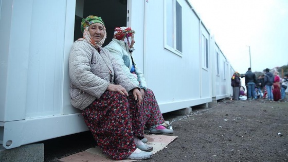 AFAD ve Türk Kızılayı Çanakkale'de konteyner kent kurdu