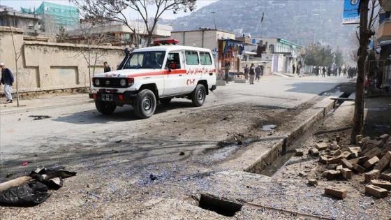 Afganistan'da bombalı saldırıda 11 polis hayatını kaybetti