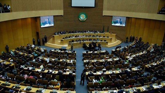 Afrika Birliği koronavirüs nedeniyle tüm toplantıları askıya aldı