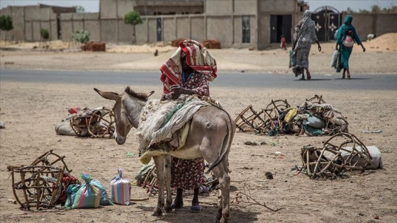 Afrika Kalkınma Bankası: Kovid-19 salgını yaklaşık 49 milyon Afrikalıyı aşırı fakirliğe itebilir