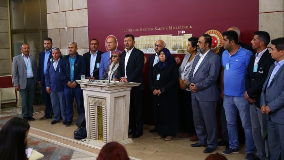 Ağbaba'dan polis, asker aileleriyle basın toplantısı