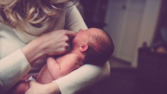 Aile hekimlerinden yeni doğum yapan annelere emzirme uyarısı