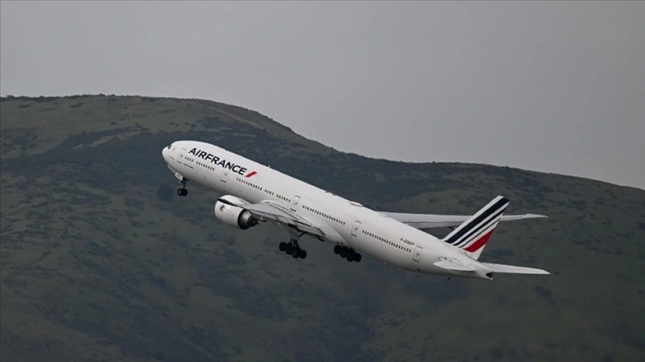 Air France, 6 Ağustos'a kadar Beyrut'a uçuşlarını askıya aldı