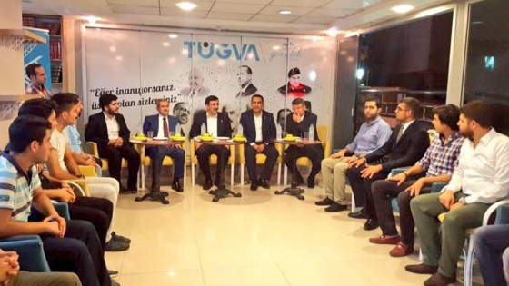 AK Parti Genel Başkan Yardımcısı Yılmaz'dan TÜGVA ziyareti